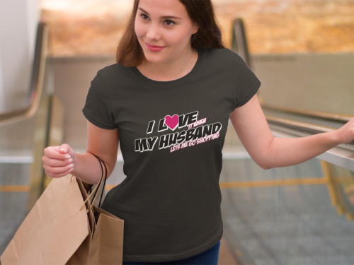 t-shirt-mockup-of-a-girl-at-the-mall-doing-some-shopping-a7992